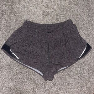 Lululemon Hotty Hot Short - Size 10 2.5” - Heather Gray